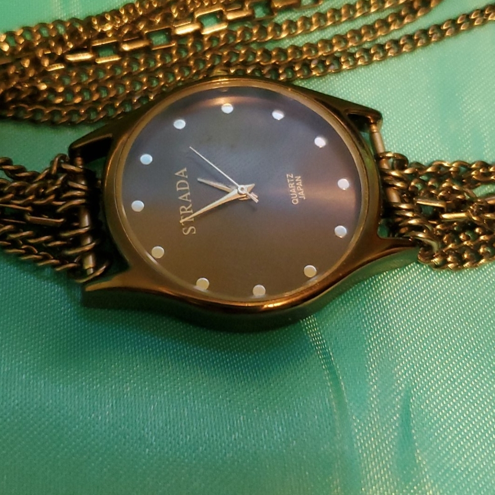16" Black chained watch, to double up on wrist